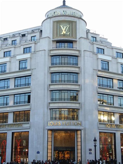 louis vuitton building